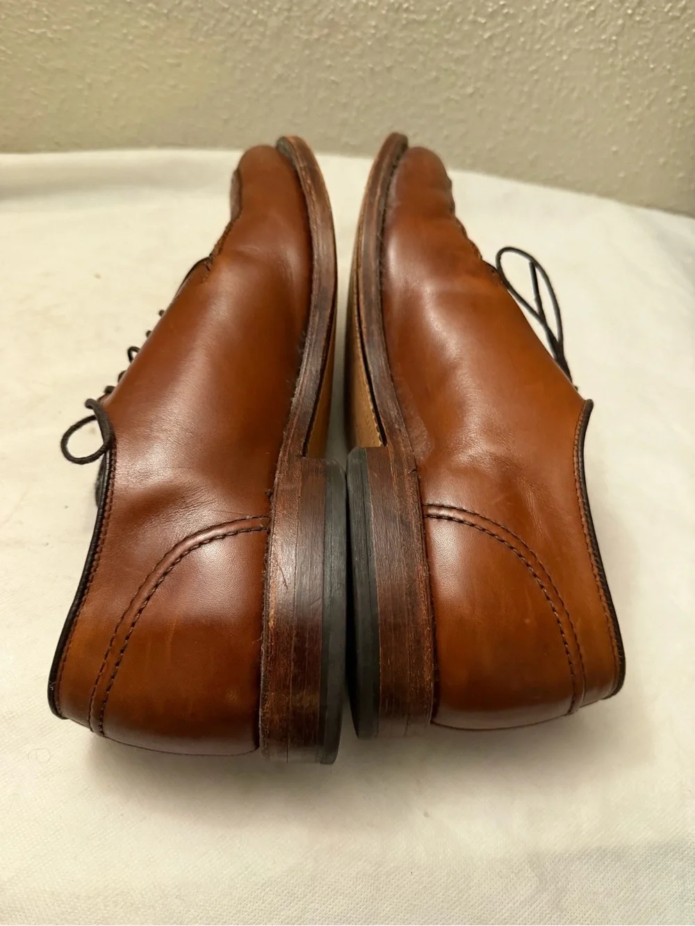 Allen Edmonds Cognac Brown Leather Split-Toe Derby Shoes, pre-owned, SZ9.5